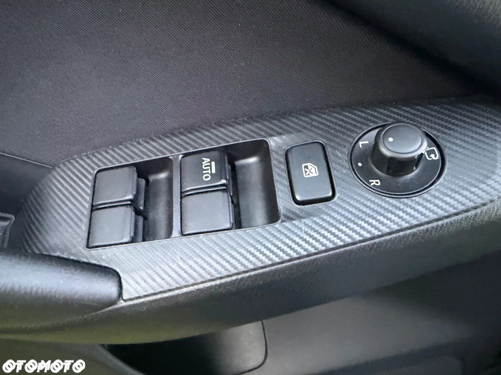 Mazda 3 SKYACTIV-G 120 Signature - 10