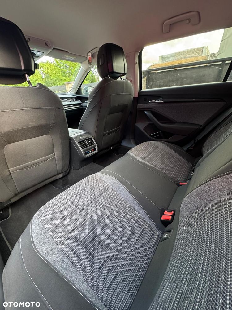 Skoda Superb 2.0 TDI SCR 4x4 Drive DSG - 10