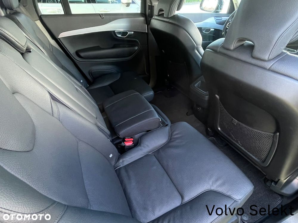 Volvo XC 90 B5 D AWD Plus Bright 7os - 24