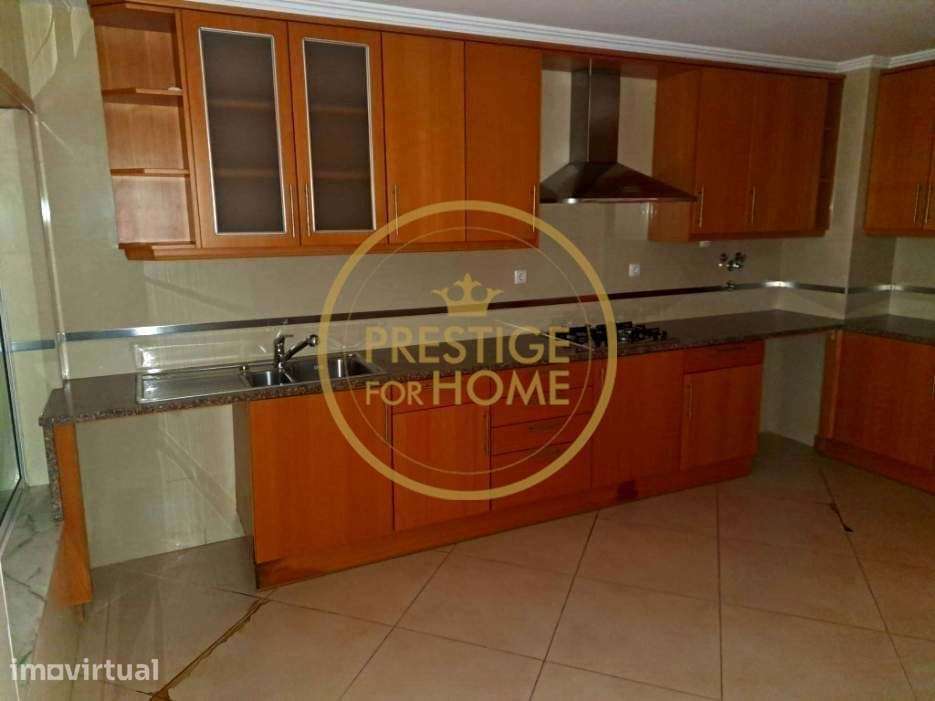 Apartamento T2 na Quinta de Betunes  R/C com GARAGEM e uma área de 148 - Grande imagem: 3/33
