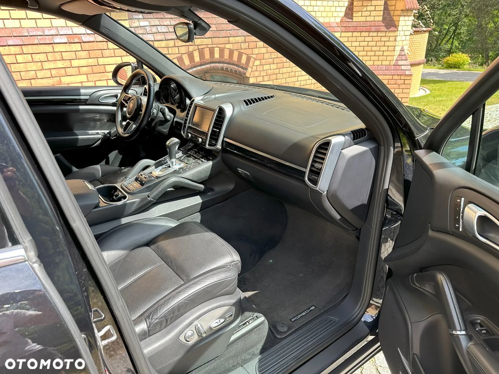 Porsche Cayenne Diesel - 16