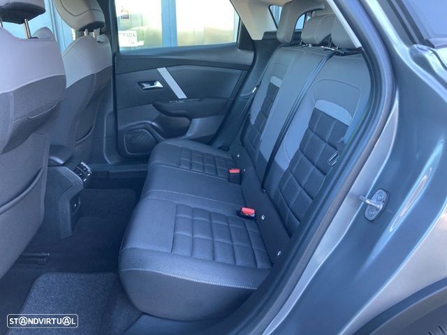 Citroën C4 1.2 Hybrid Plus e-DSC6 - 34