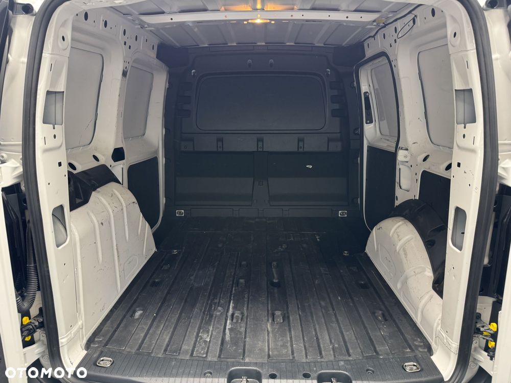 Volkswagen Caddy - 20