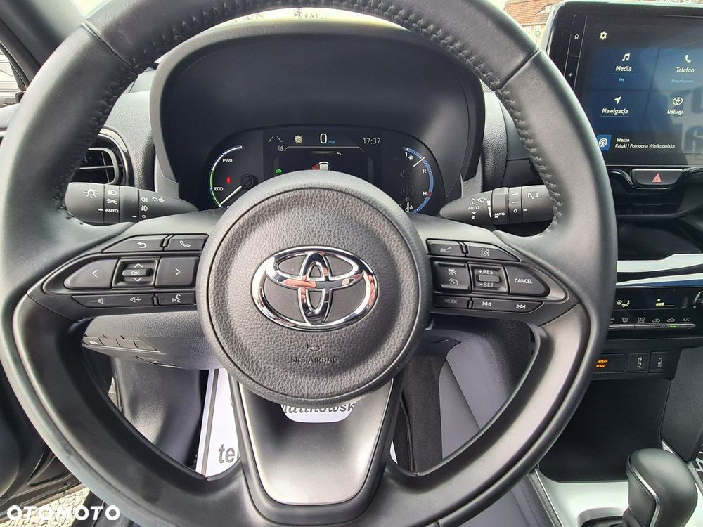 Toyota Yaris Cross Hybrid 1.5 Executive - 23