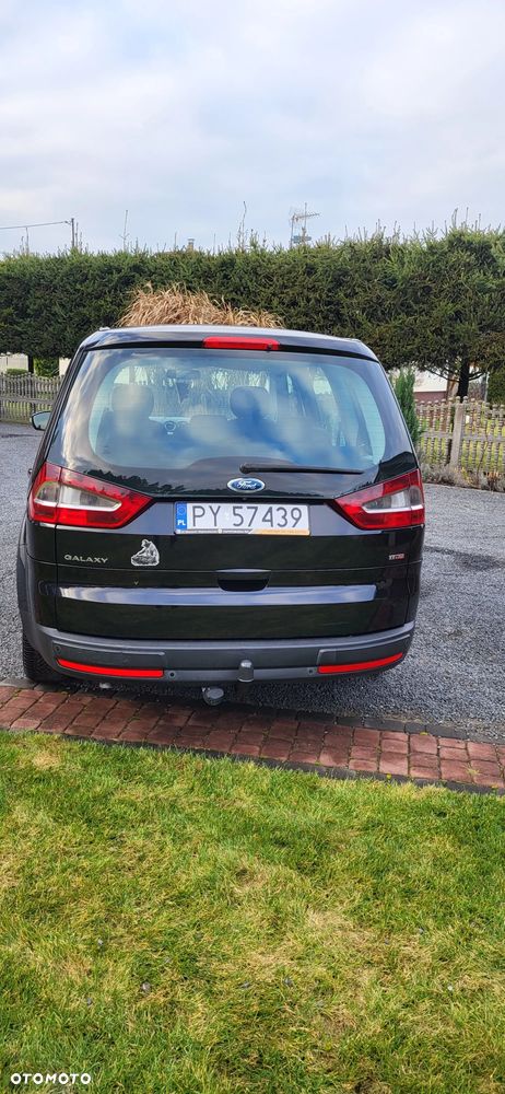 Ford Galaxy - 14