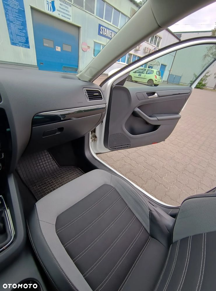 Volkswagen Jetta 2.0 TDI DPF BMT Comfortline DSG - 13