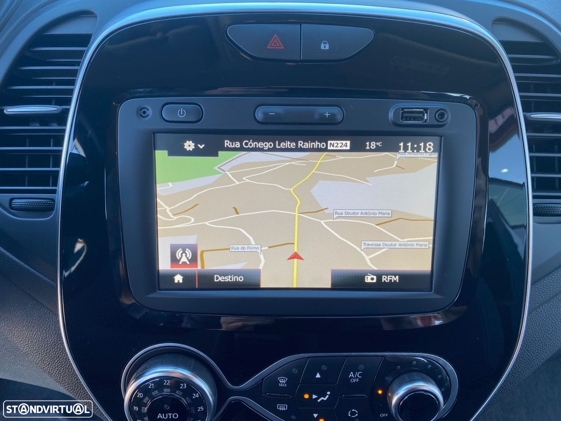 Renault Captur - 27
