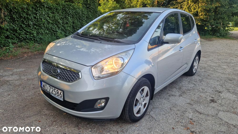 Kia Venga 1.6 CRDi XL - 1