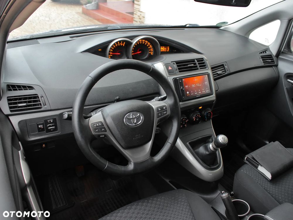 Toyota Verso 1.6 7-Sitzer Life - 18