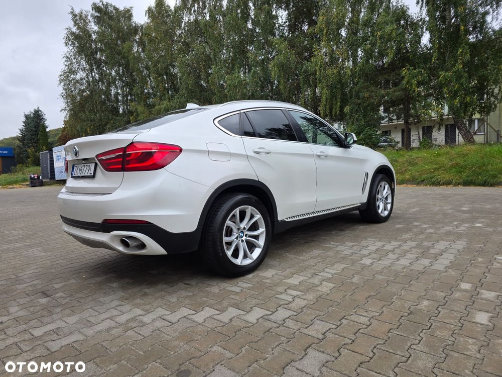 BMW X6 xDrive30d - 11