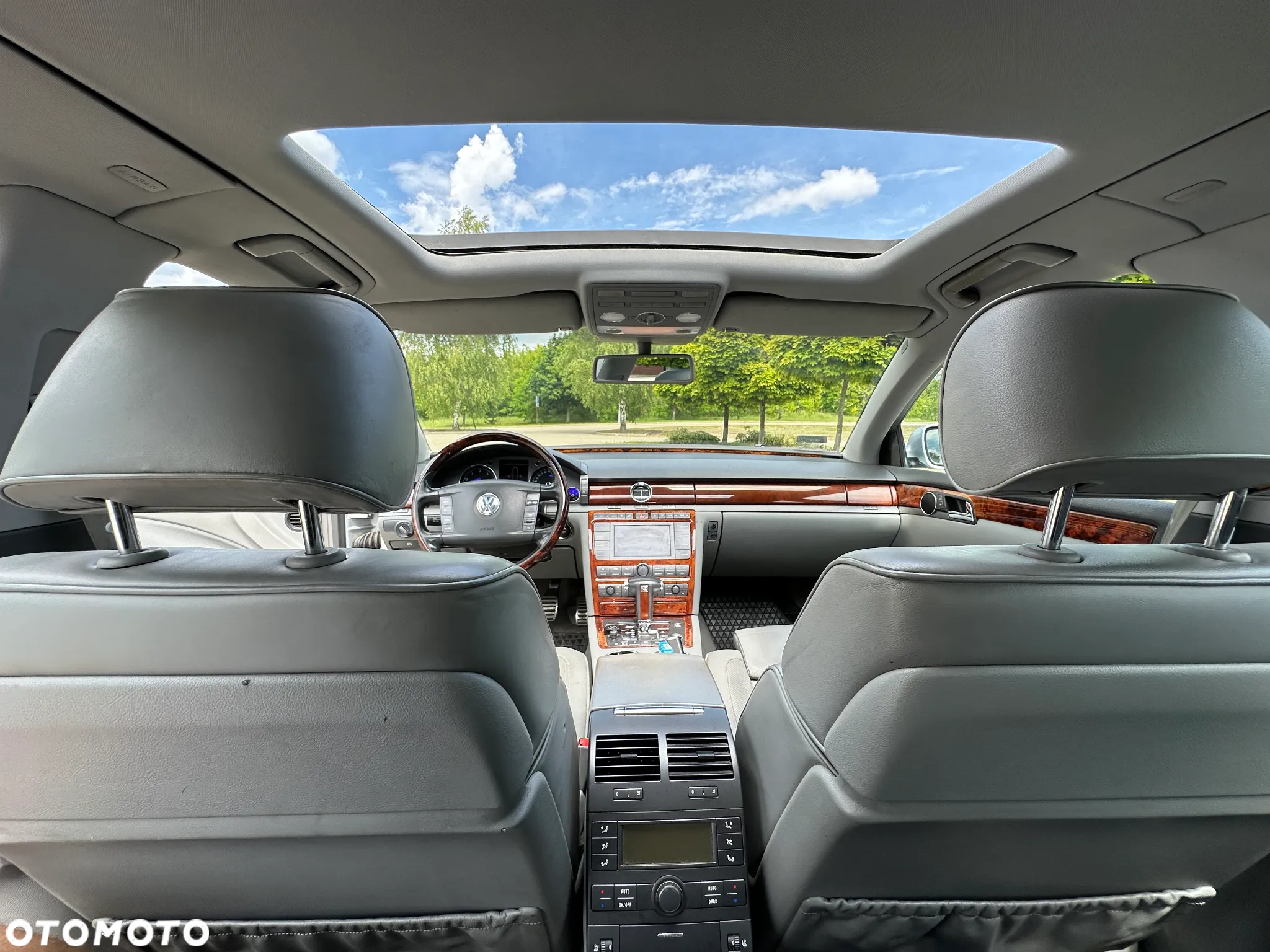 Volkswagen Phaeton 4.2 V8 4Mot (5 os.) - 15