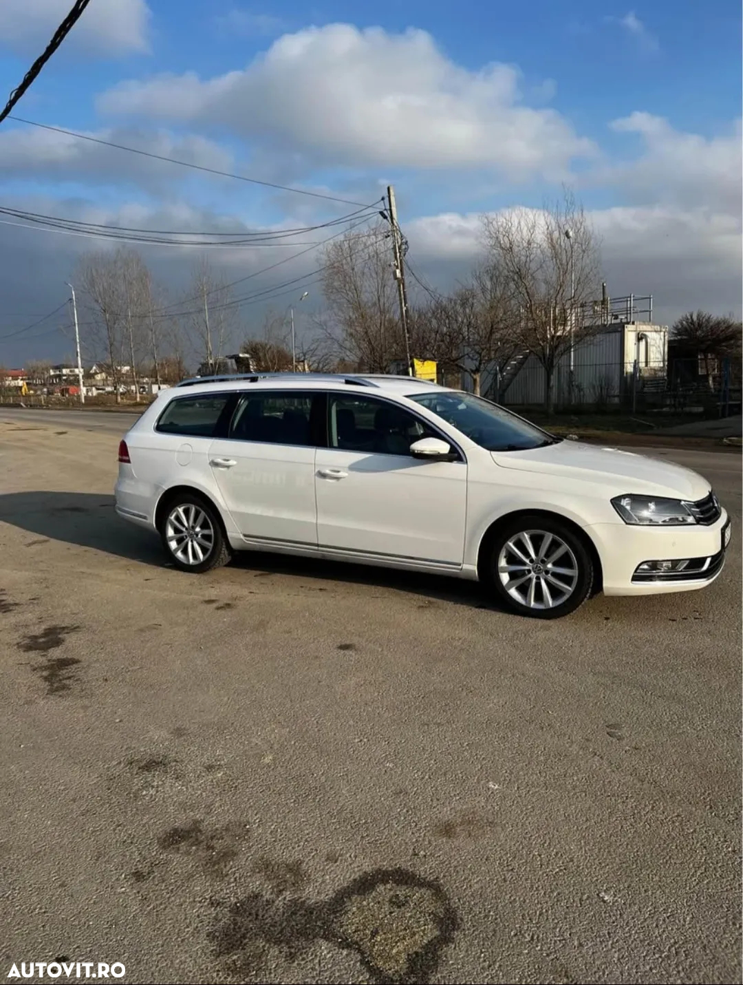 Volkswagen Passat Variant 2.0 TDI BlueMotion Technology DSG Comfortline - 2