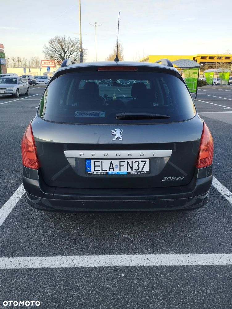 Peugeot 308 1.6 Premium - 5