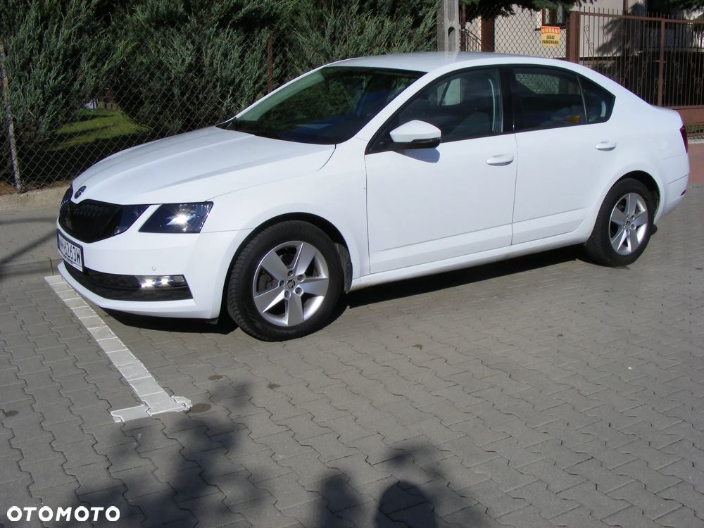 Skoda Octavia 1.6 TDI SCR Ambition - 2