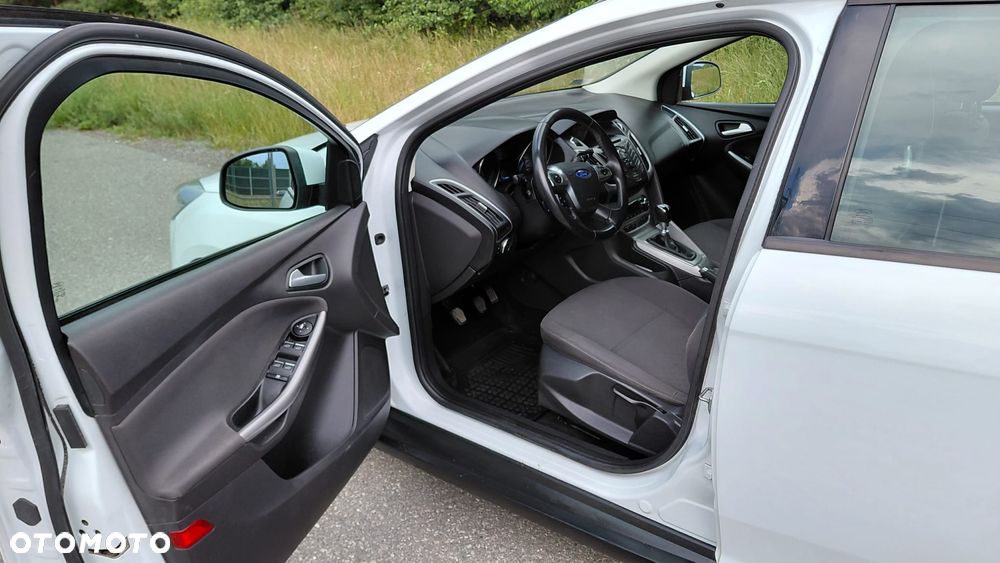 Ford Focus 1.0 EcoBoost Titanium - 6