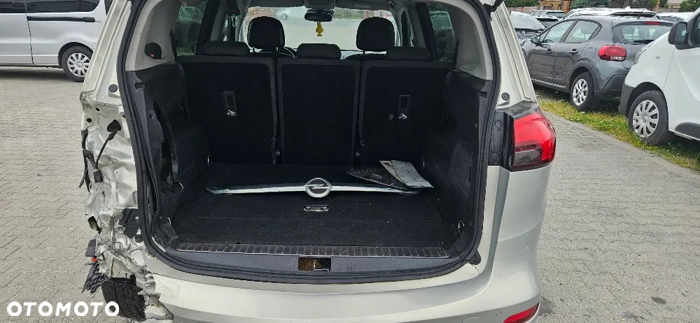 Opel Zafira 2.0 CDTI Cosmo - 8