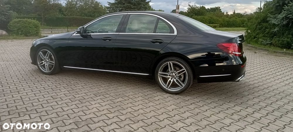 Mercedes-Benz Klasa E 300 d 9G-TRONIC - 4