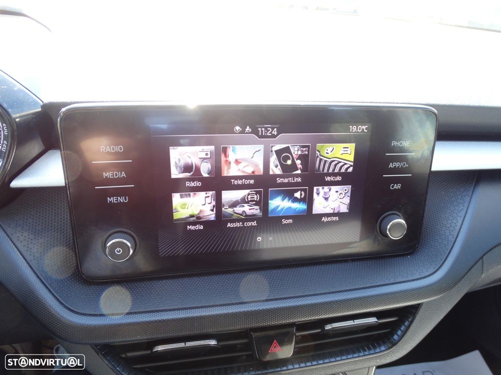 Skoda Fabia 1.0 MPI Style - 18