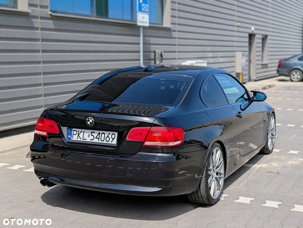 BMW Seria 3 330d - 12