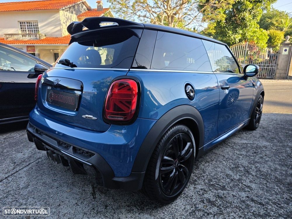 MINI 3 Portas John Cooper Works Auto Desportiva - 3