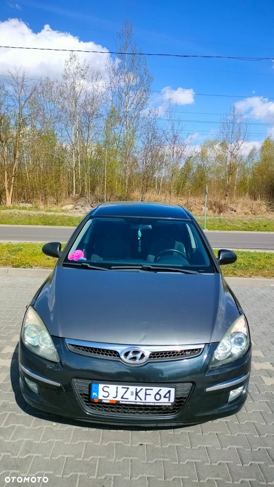 Hyundai i30 1.4 Base + - 3