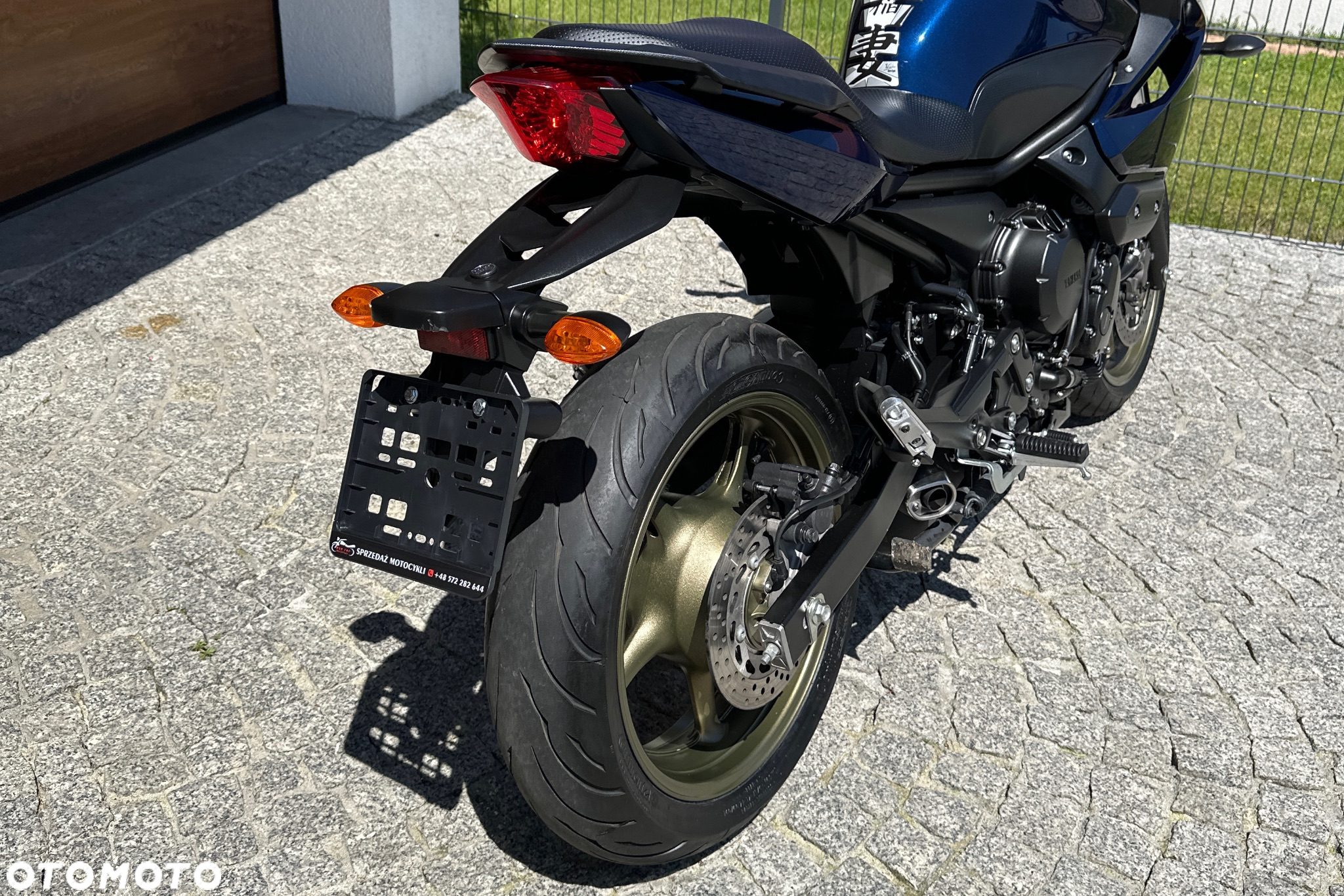 Yamaha XJ - 8