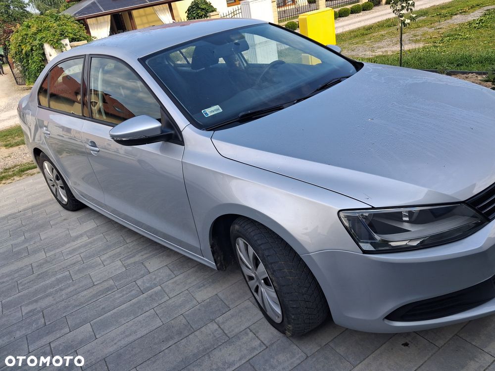 Volkswagen Jetta 1.6 TDI BMT Comfortline - 5