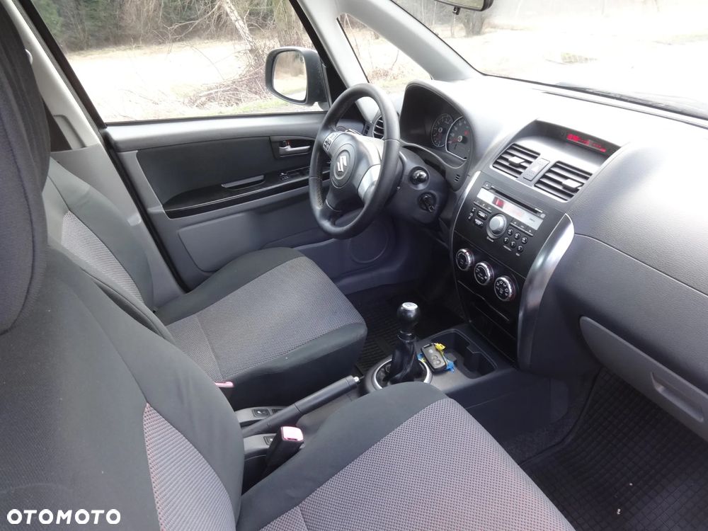 Suzuki SX4 1.6 VVT 4x4 Comfort - 5