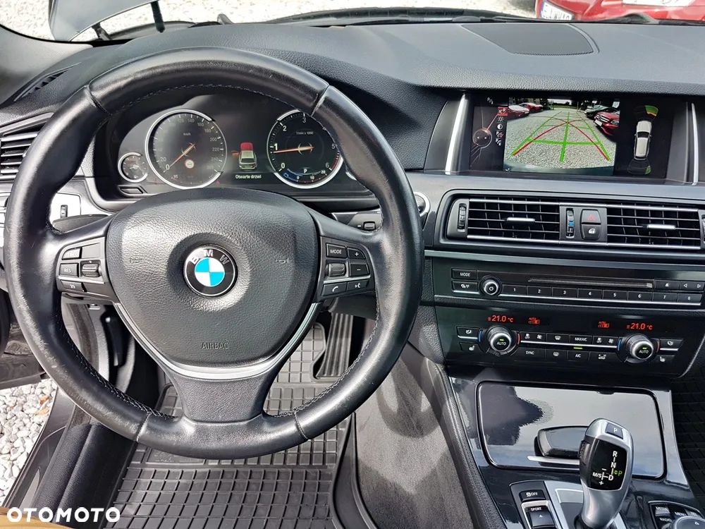 BMW Seria 5 518d Touring Luxury Line - 16