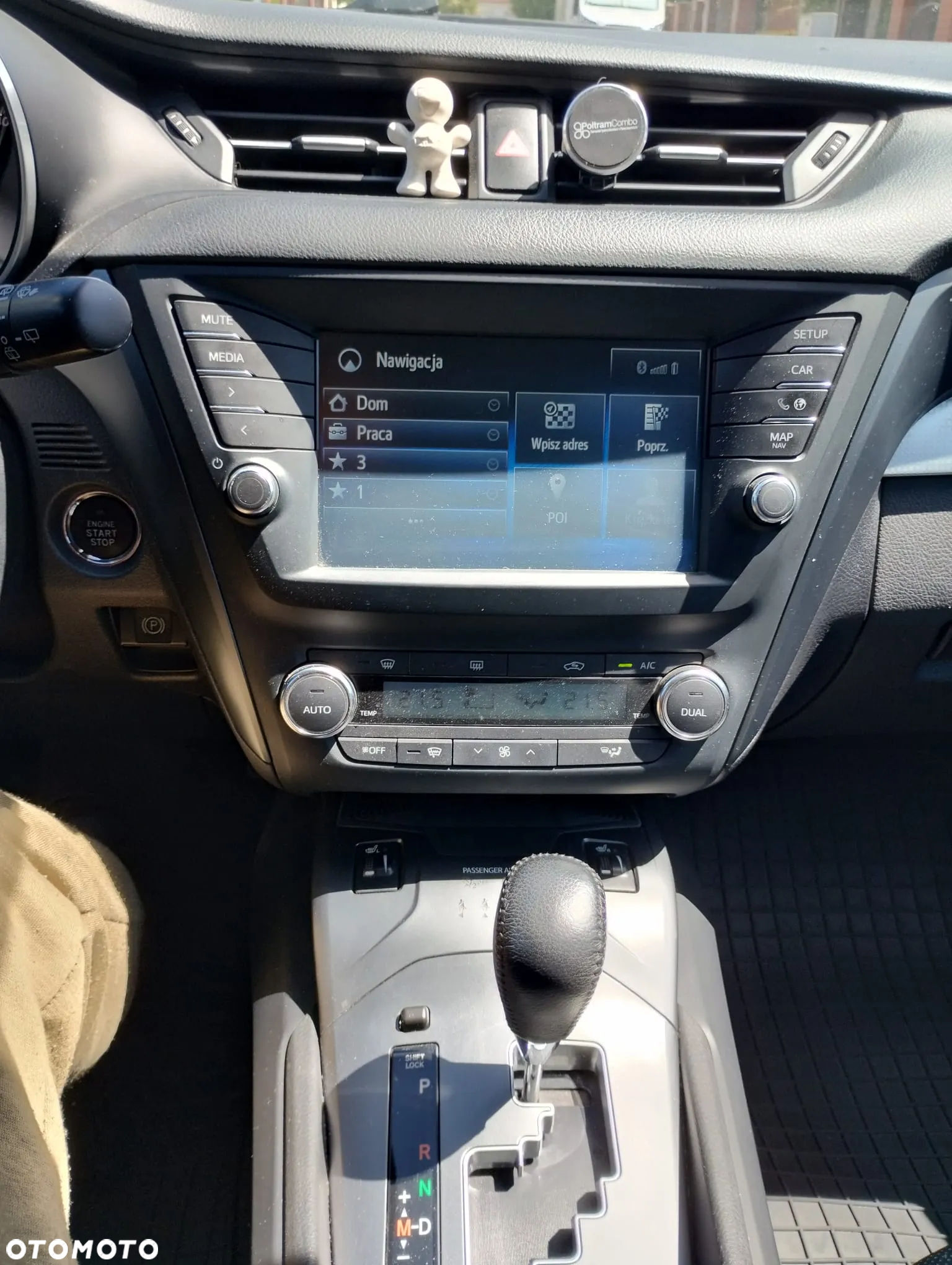 Toyota Avensis 2.0 Premium MS - 9