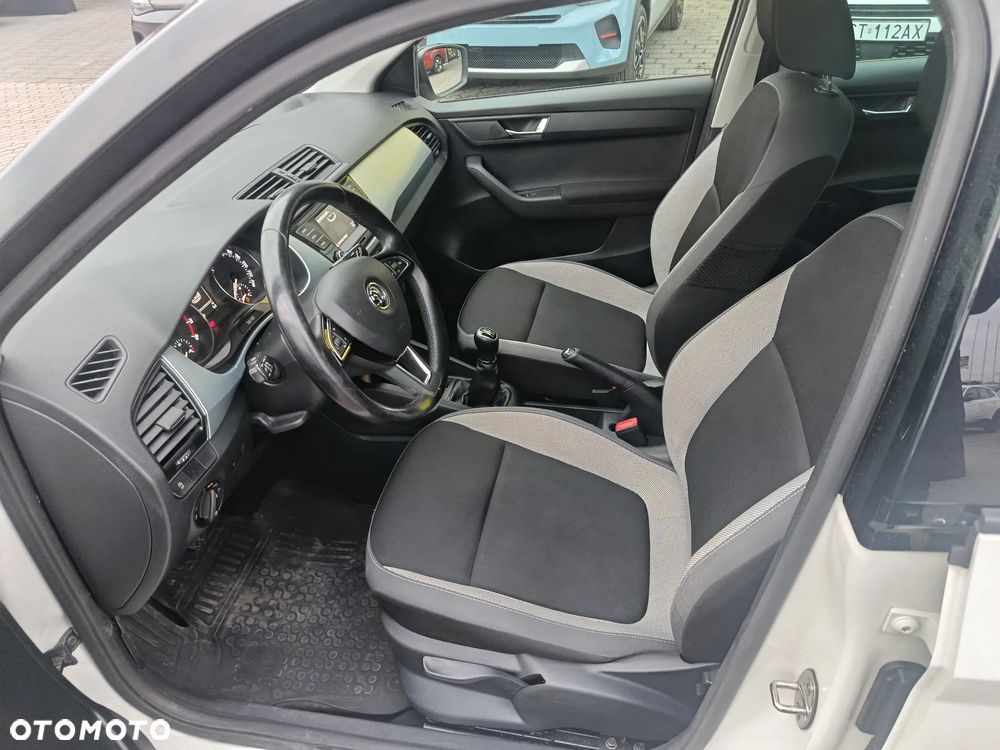 Skoda Fabia 1.0 Monte Carlo - 8