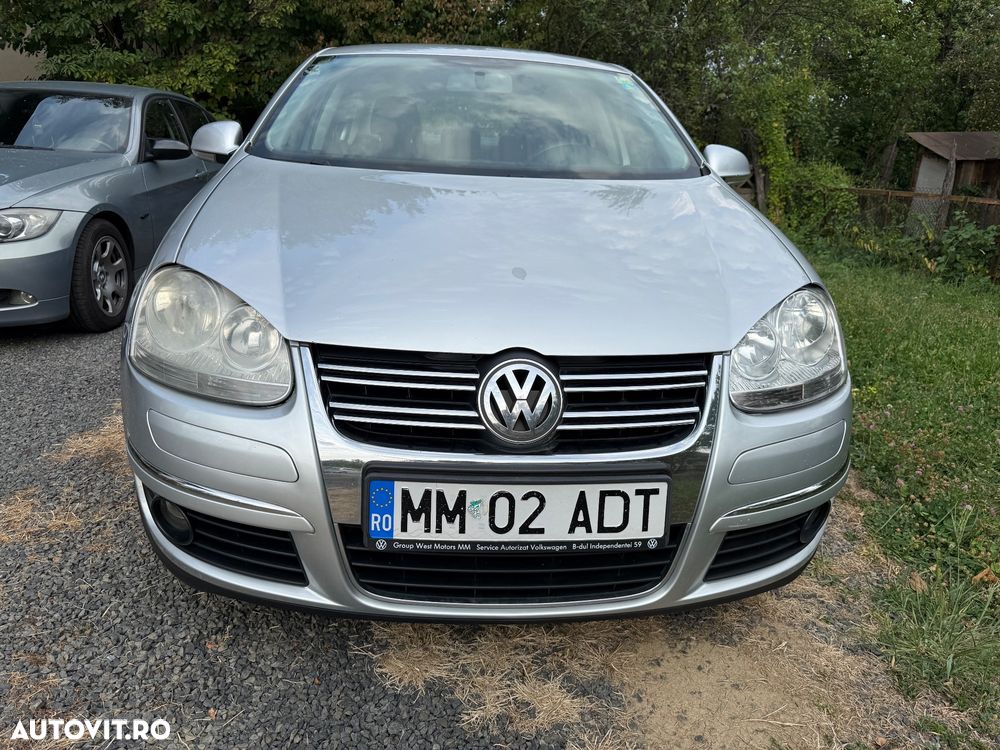 Volkswagen Jetta 1.6 Comfortline - 3