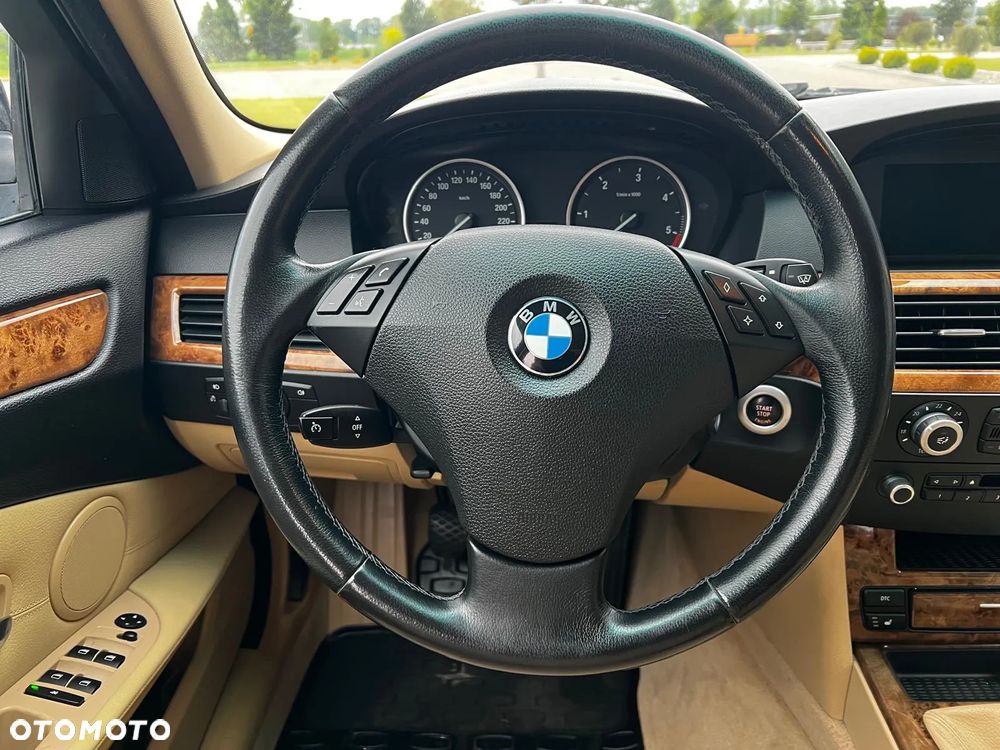 BMW Seria 5 520d Edition Exclusive - 8