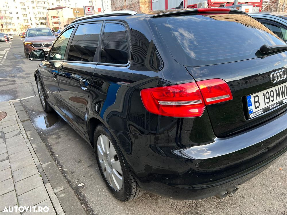 Audi A3 ack 2.0 TDI S-tronic Ambiente - 2