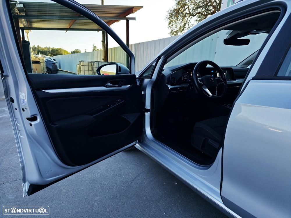 VW Golf Variant 2.0 TDi Conceptline - 11