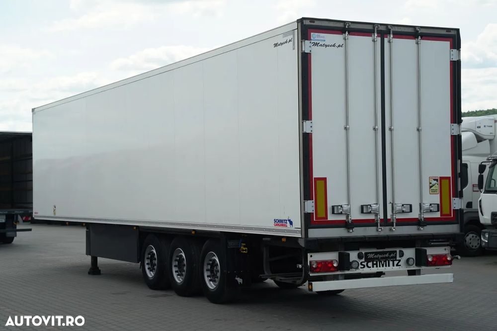 Schmitz Cargobull CAMION FRIGORIFER / TRANSPORT MAXIMA 1300 / AXĂ RIDICATĂ / COȘ PENTRU PALEȚI - 4