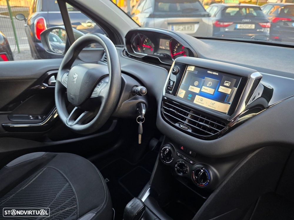 Peugeot 208 1.2 VTi Active - 16