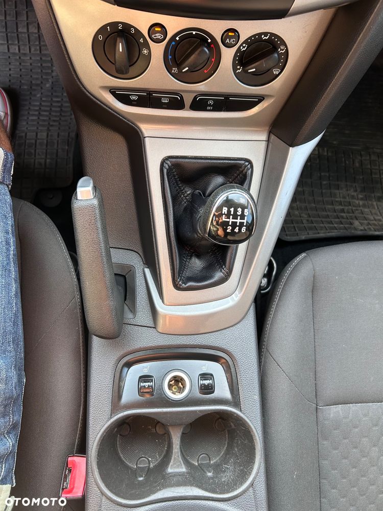 Ford Focus 1.0 EcoBoost Edition - 16