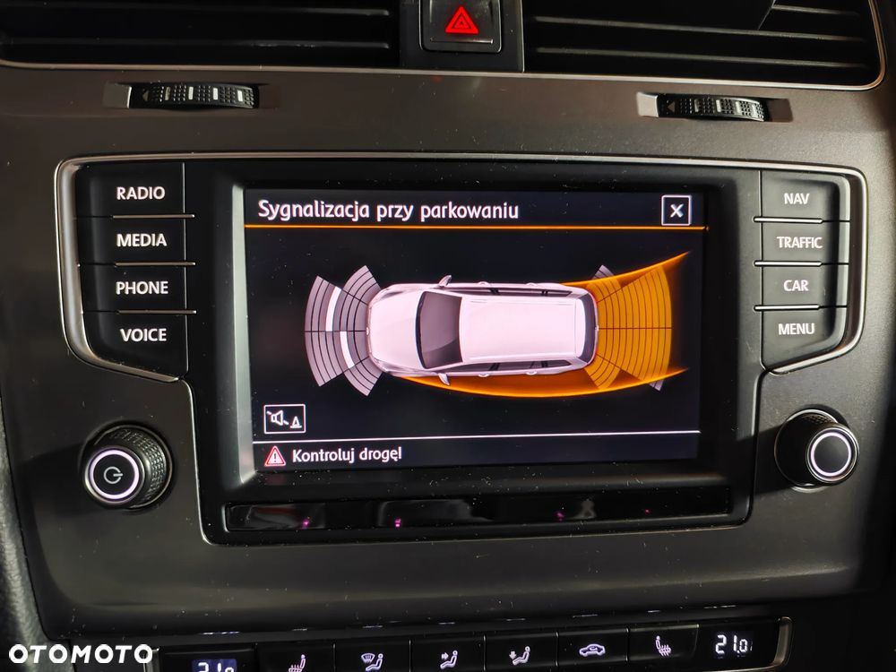 Volkswagen Golf 1.6 TDI BlueMotion Technology DSG Trendline - 36