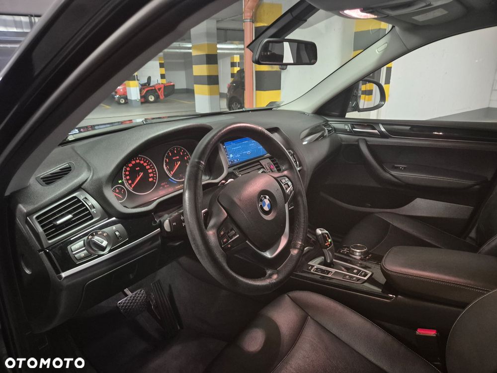 BMW X4 xDrive20i xLine sport - 4