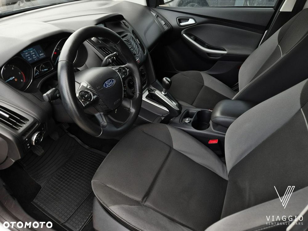 Ford Focus - 26