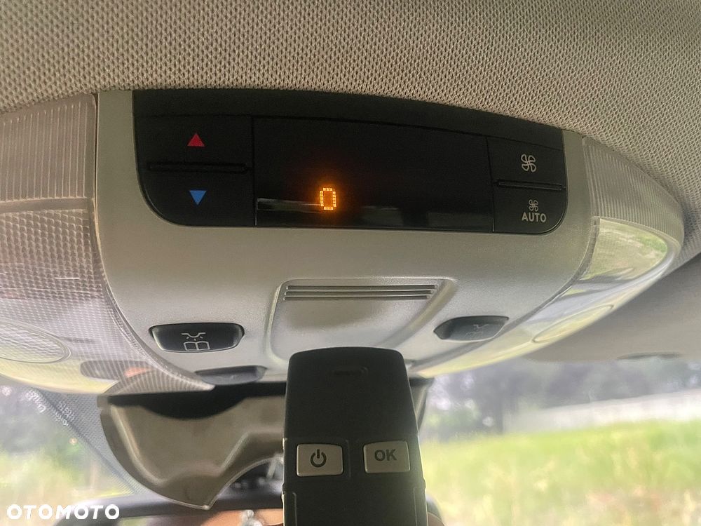 Mercedes-Benz Viano - 21