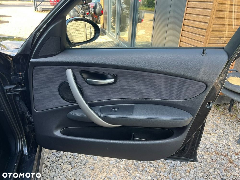 BMW Seria 1 - 19