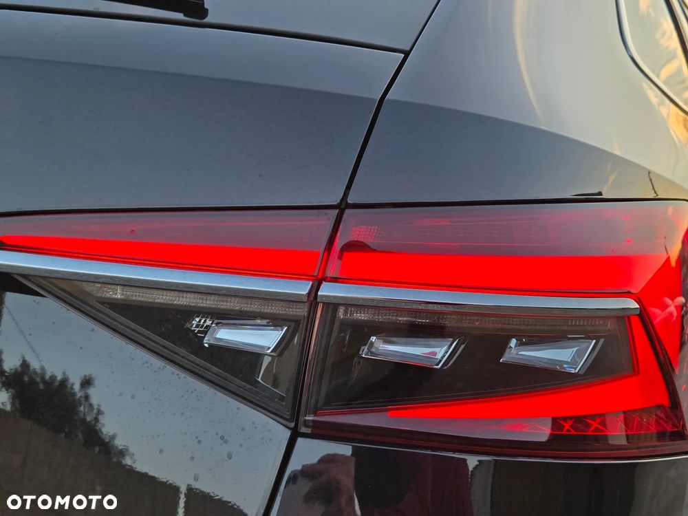 Skoda Superb 1.5 TSI Ambition DSG - 35