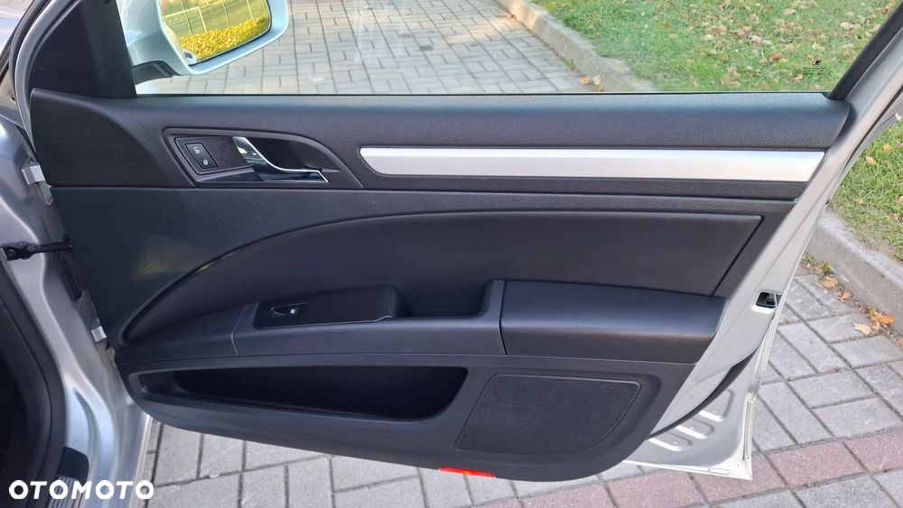 Skoda Superb 2.0 TDI DSG Exclusive - 17