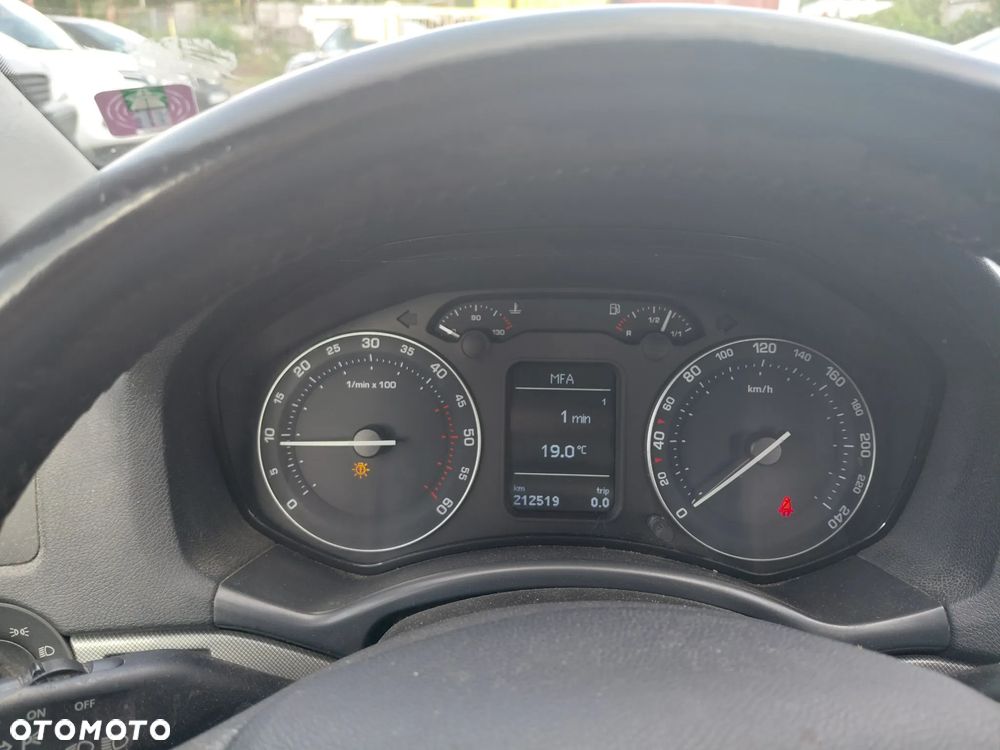 Skoda Octavia 2.0 TDI Edition 100 DPF - 21