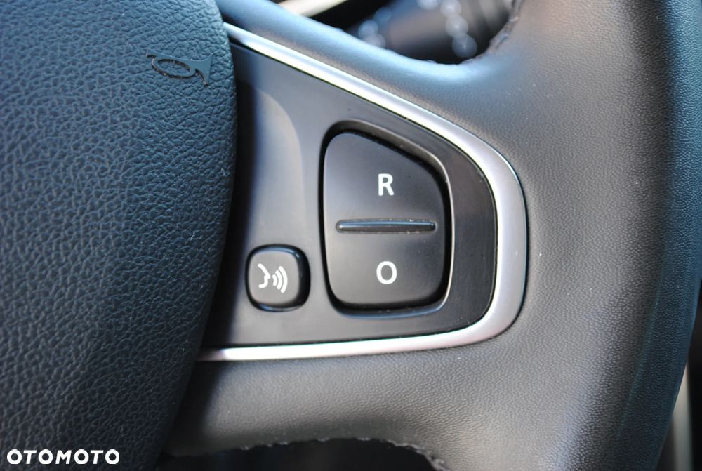 Renault Clio 1.2 16V 75 LIMITED - 17