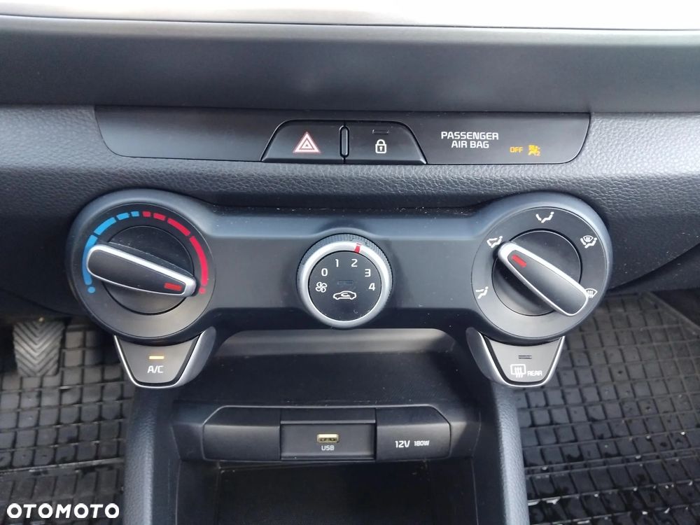 Kia Stonic 1.0 T-GDI M - 17