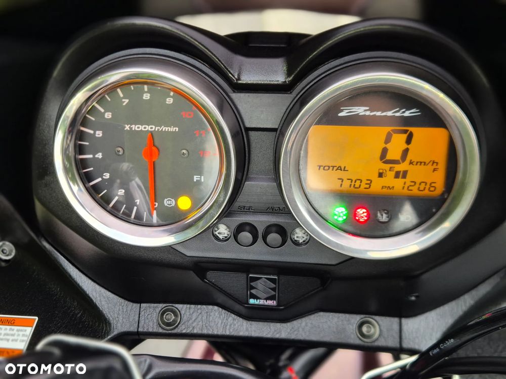 Suzuki Bandit - 8