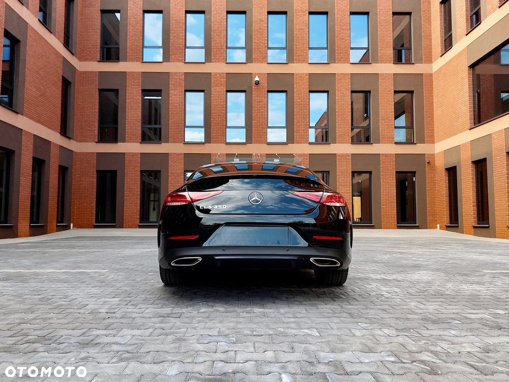 Mercedes-Benz CLS - 9